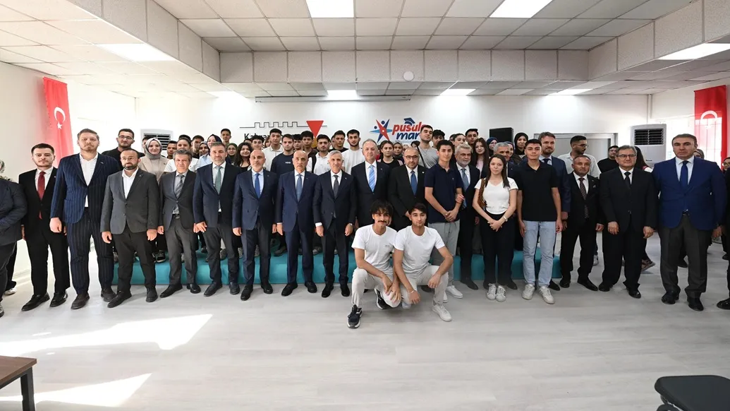 Kahramanmaraşlı Gençlerin Gelecek Rotası Pusula Maraş ile Çiziliyor