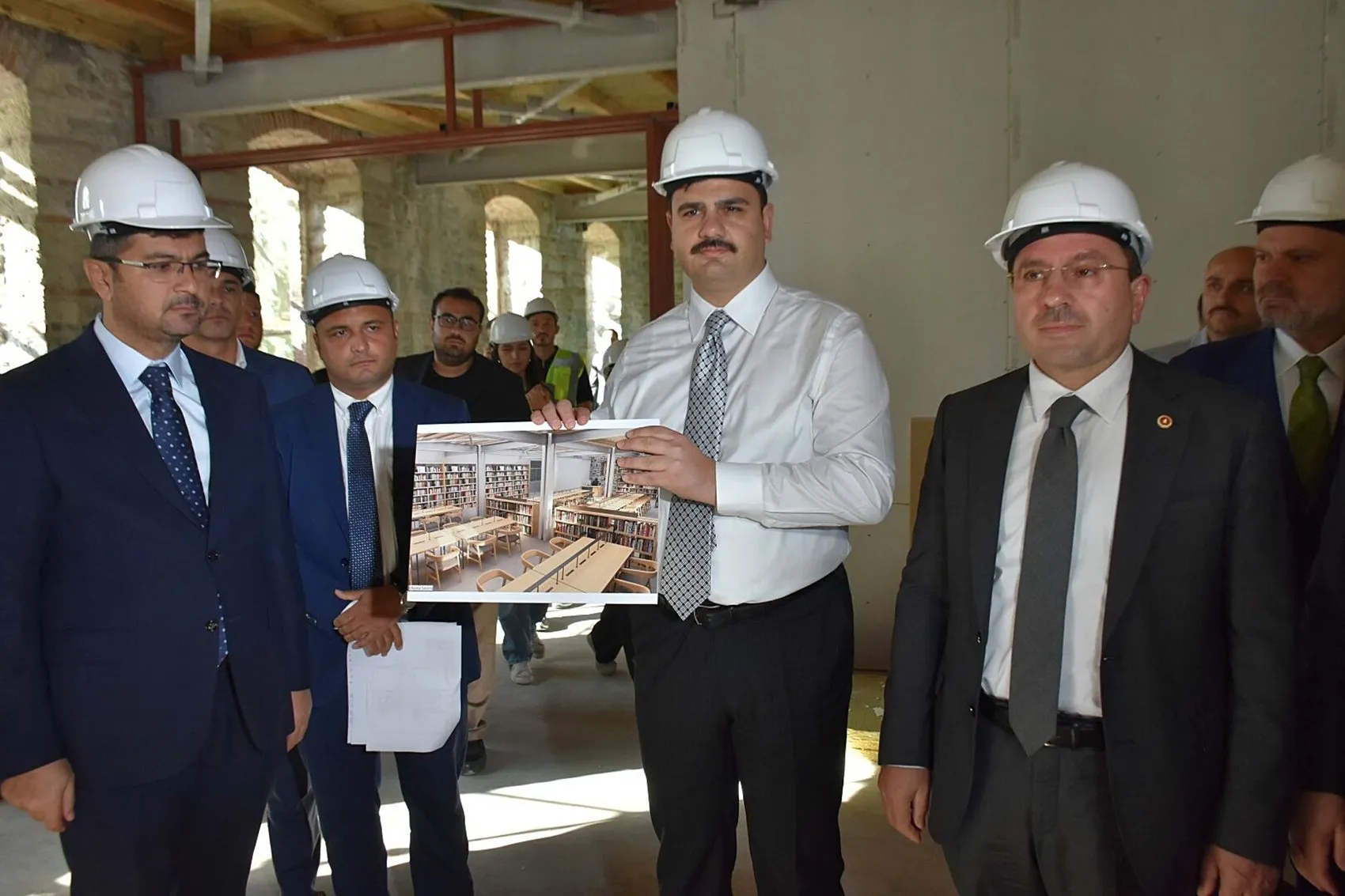 Eyyüp Kadir İnan'dan Özgür Özel'e Tarihi Un Fabrikası Çağrısı: Gelin ve Özür Dileyin