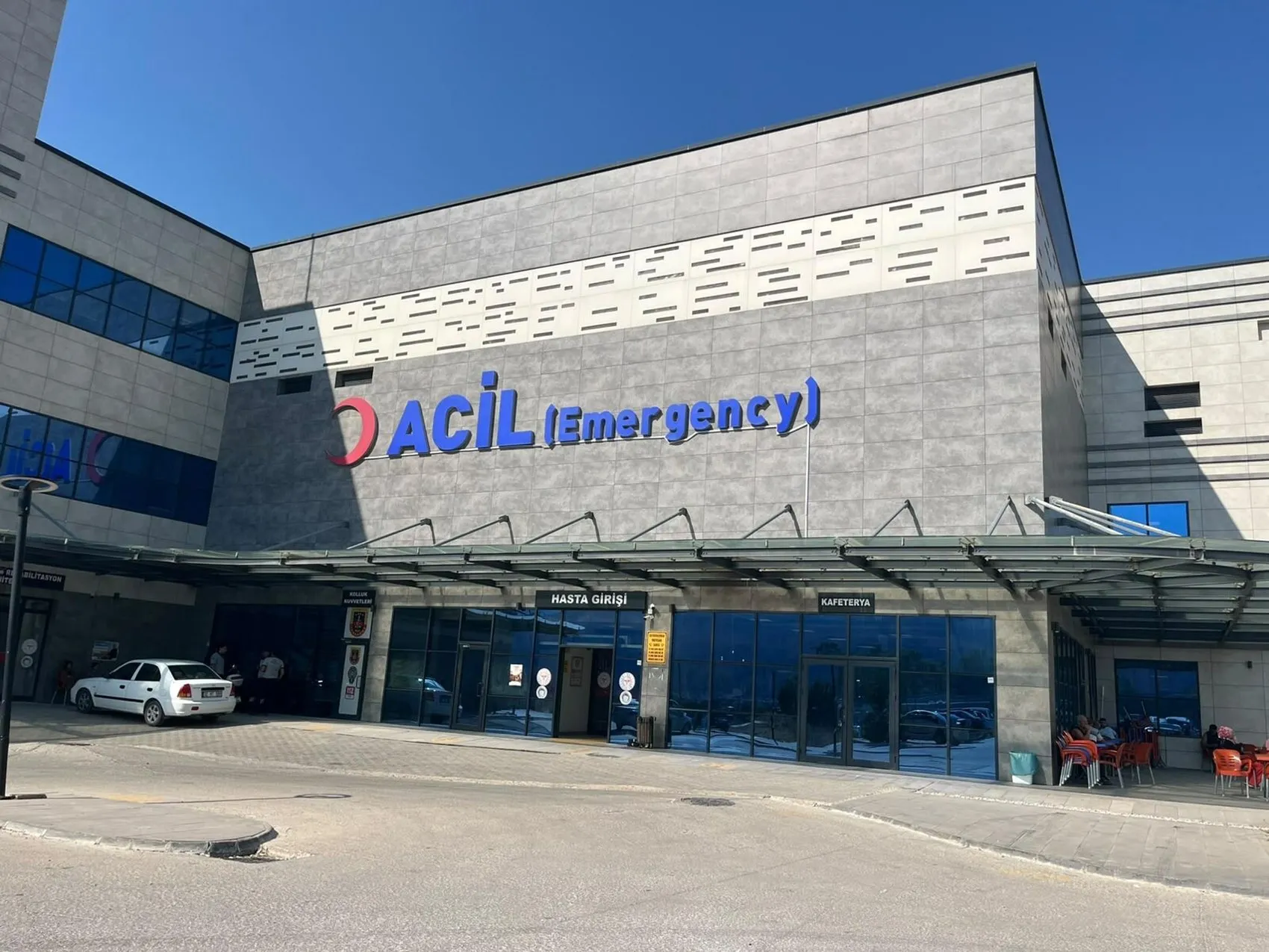 Seydikemer yolunda sabah saatlerinde gelen acı haber: İki arkadaş hayatını kaybetti
