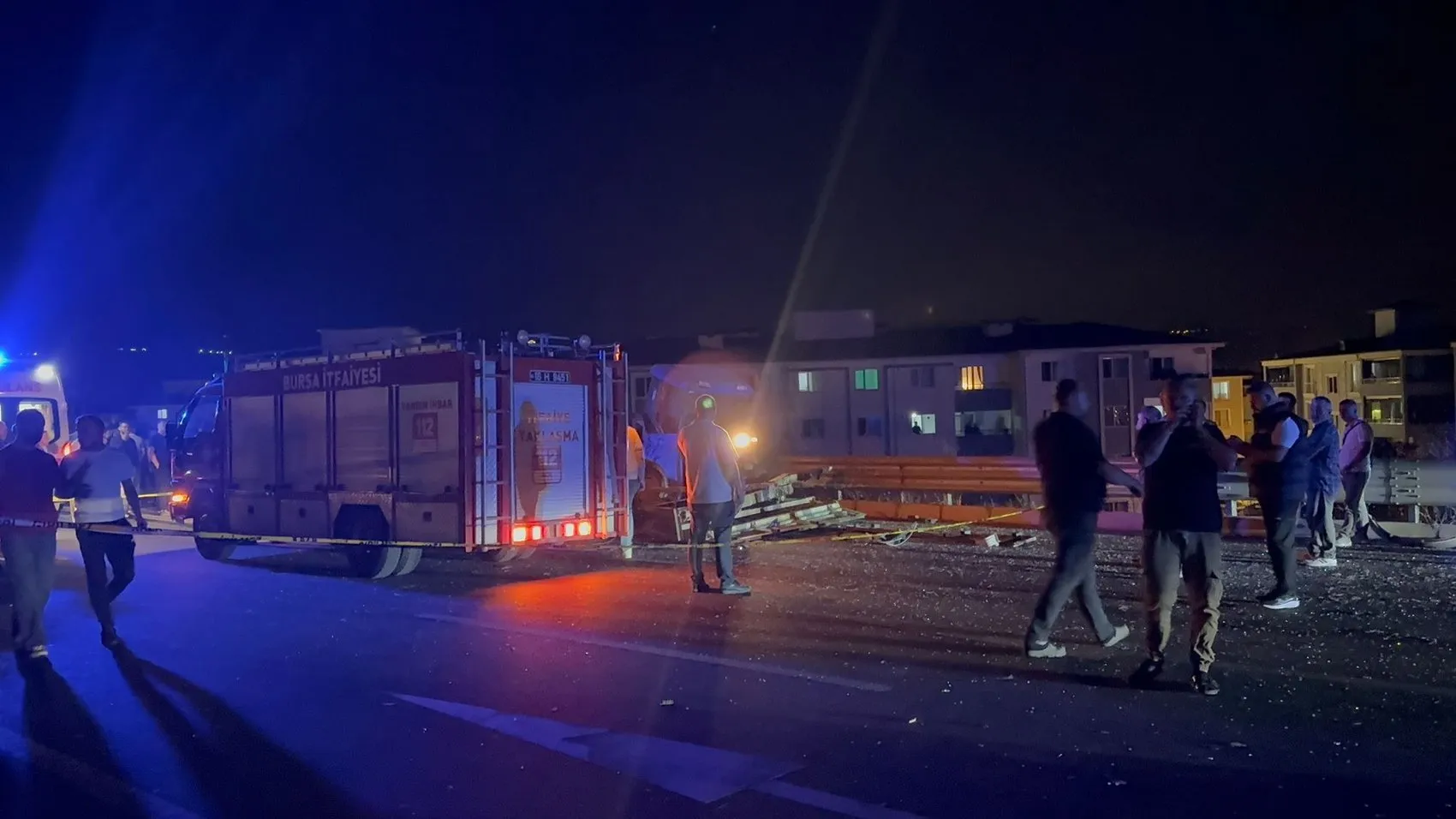 İznik Çevre Yolu'nda gece yarısı dehşeti: Traktör sürücüsü feci kazada can verdi