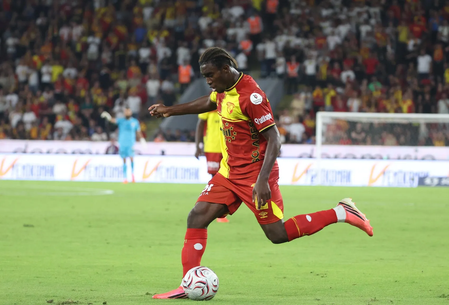 Göztepe'de büyük hayal kırıklığı: Transferler sahada kayıp