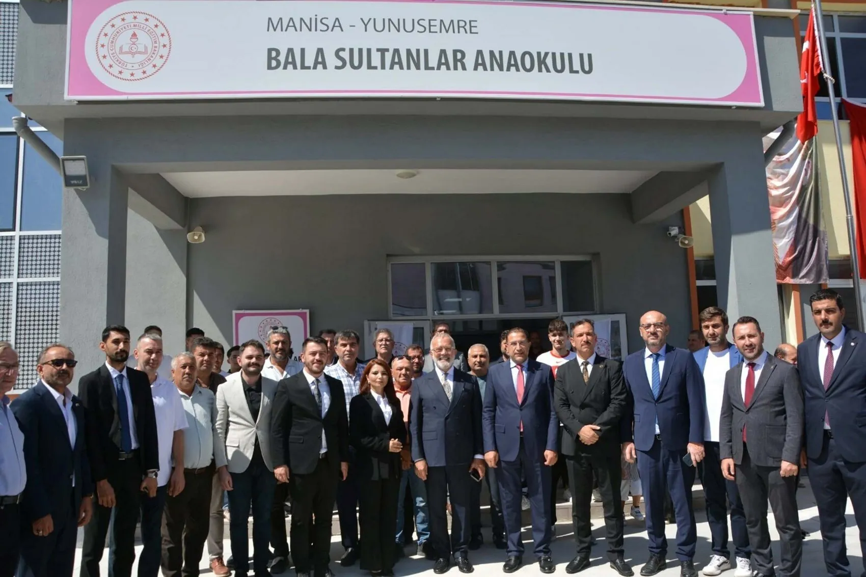 Manisa'da eğitim hamlesi: Yeni nesiller için devasa yatırım