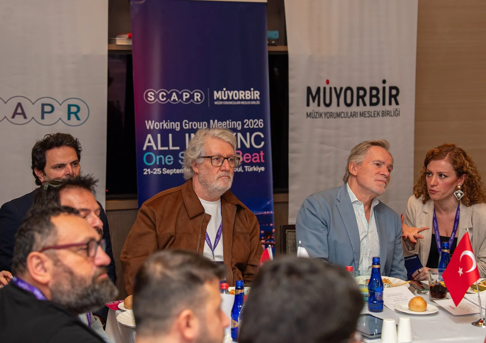 Müzik dünyasında yapay zeka devrimi: Sanatçıların sesini korumak için tarihi imza İstanbul'da atıldı