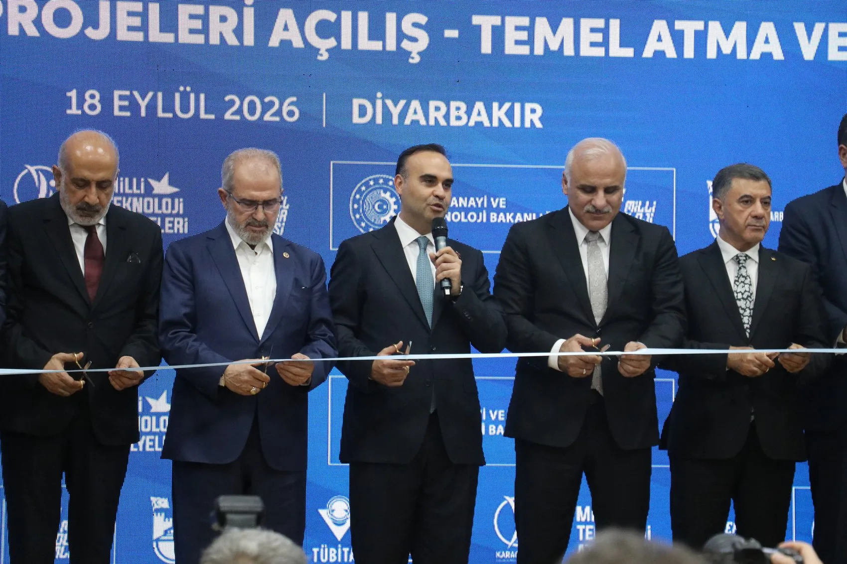Diyarbakır'da sanayi ve teknoloji hamlesi: 20 dev proje için düğmeye basıldı