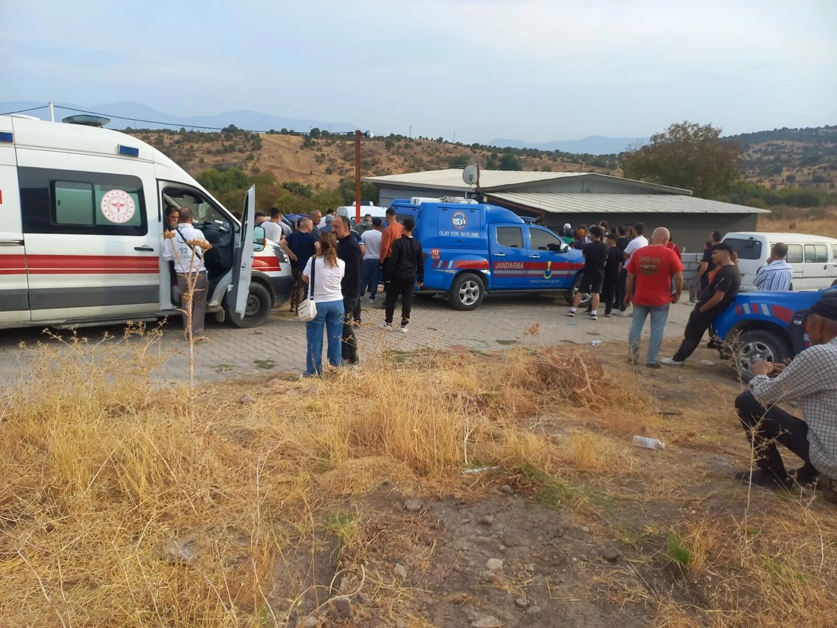 Manisa'da korkunç infaz: Yeni evli çift evlerinde ölü bulundu