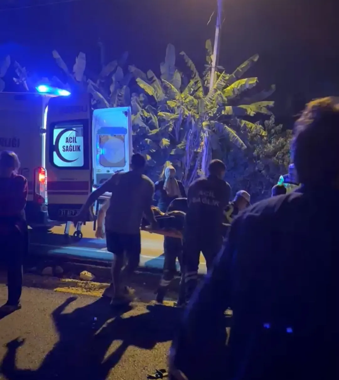 Samandağ'da gece yarısı dehşeti: Motosiklet sürücüsü kazada yaşamını yitirdi