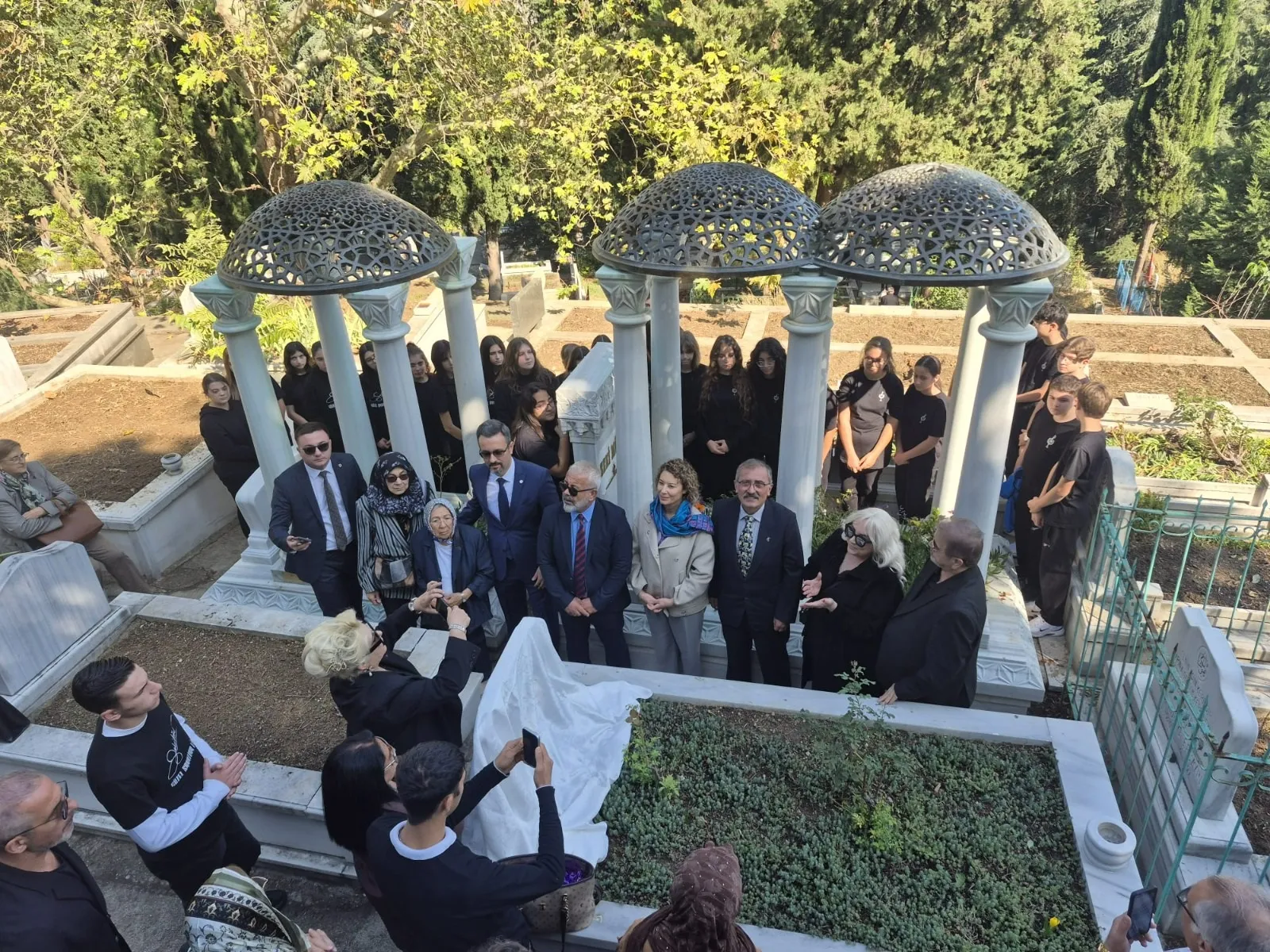 Sanat Güneşi'nin mirası 30 yıldır gençlerin ve Mehmetçik ailelerinin umudu oluyor