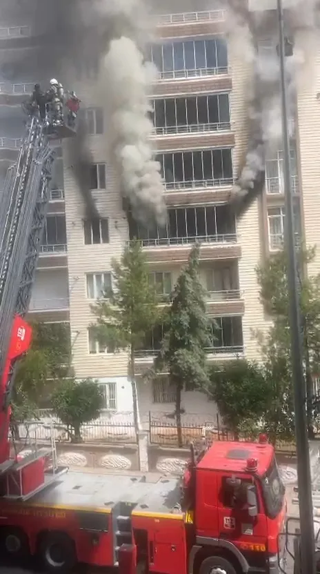 Diyarbakır'da korku dolu anlar: 9 katlı binada mahsur kalanlar merdivenle kurtarıldı