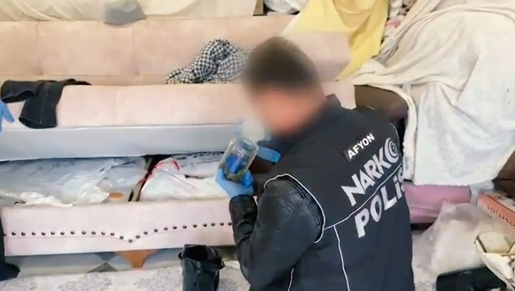 Afyonkarahisar'da dev operasyon: Doktor imzalı sahte reçete vurgununda 19 kişi cezaevine gönderildi