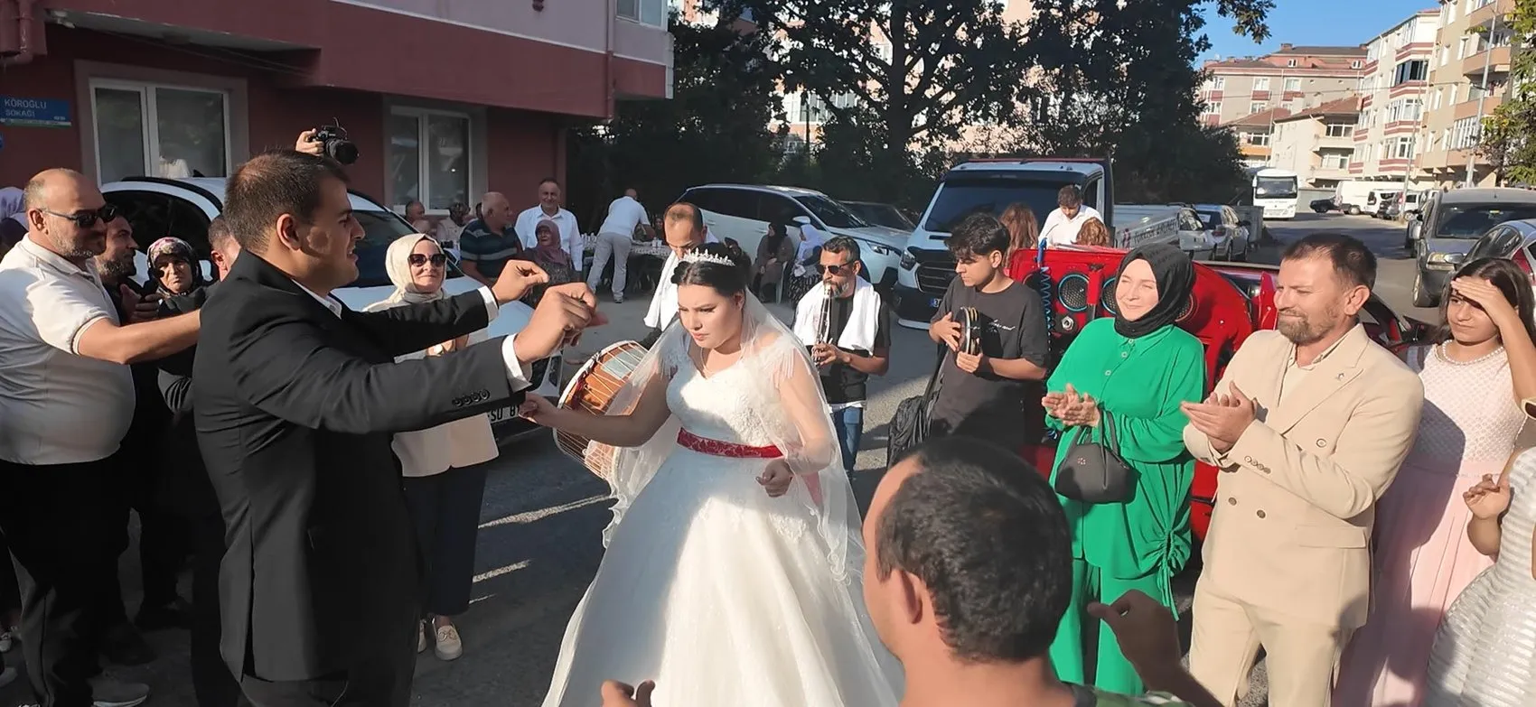 Kapaklı'da unutulmaz gün: Esmanur'un gelinlik hayali gerçek oldu