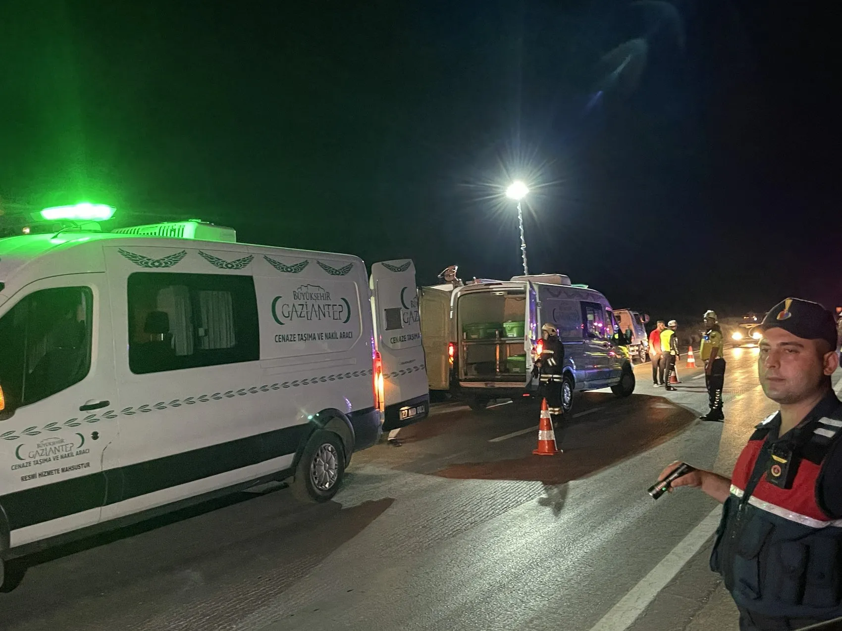 Gaziantep'te Yolları Kana Bulayan Kaza: 7 Can Kaybı ve 16 Yaralı