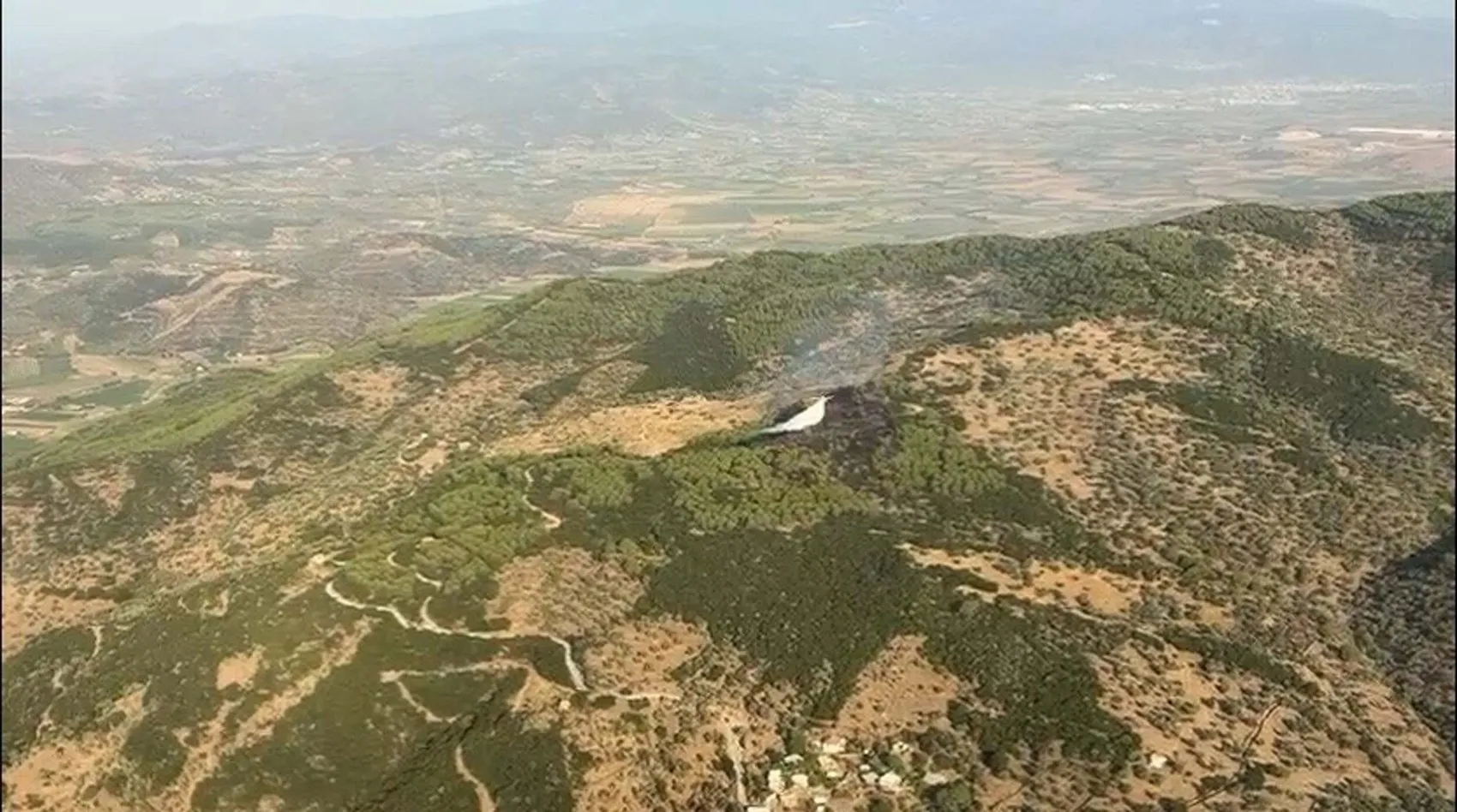 Çine'deki orman yangını korkuttu: Ekiplerin zamanla yarışı sonuç verdi