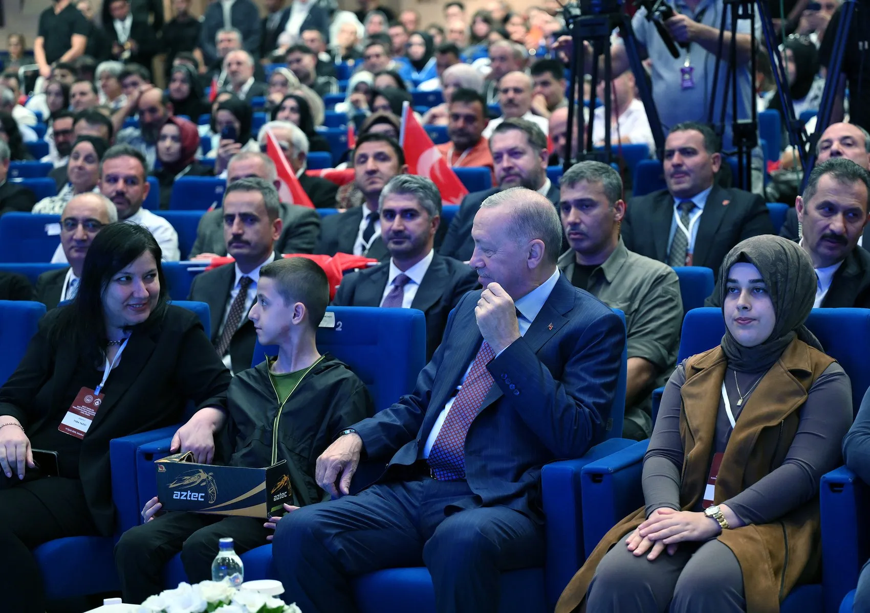 Terörsüz Türkiye hedefinde kritik viraj: Erdoğan'dan 571 aileye müjdeli haber