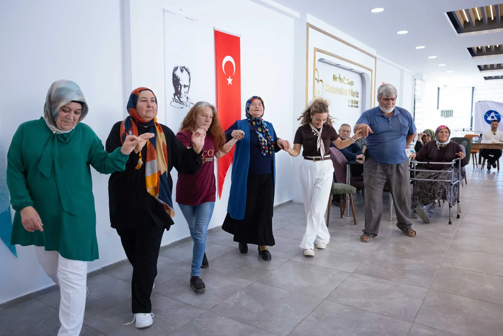 Nükleer enerjinin genç mühendisleri Gülnar'da gönüllere dokundu