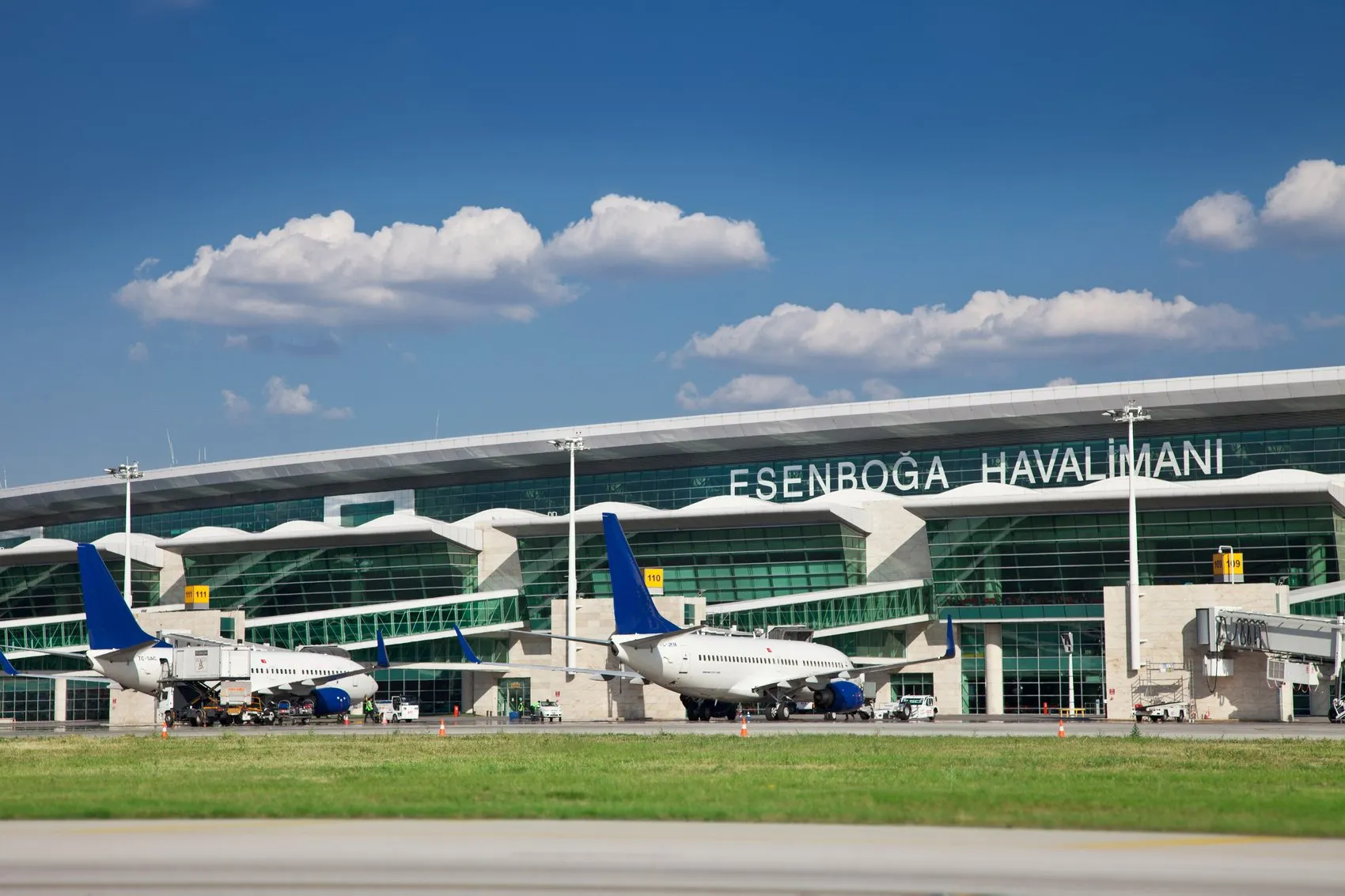 Türkiye'nin havalimanları dünya devlerini geride bıraktı: Küresel başarı tescillendi
