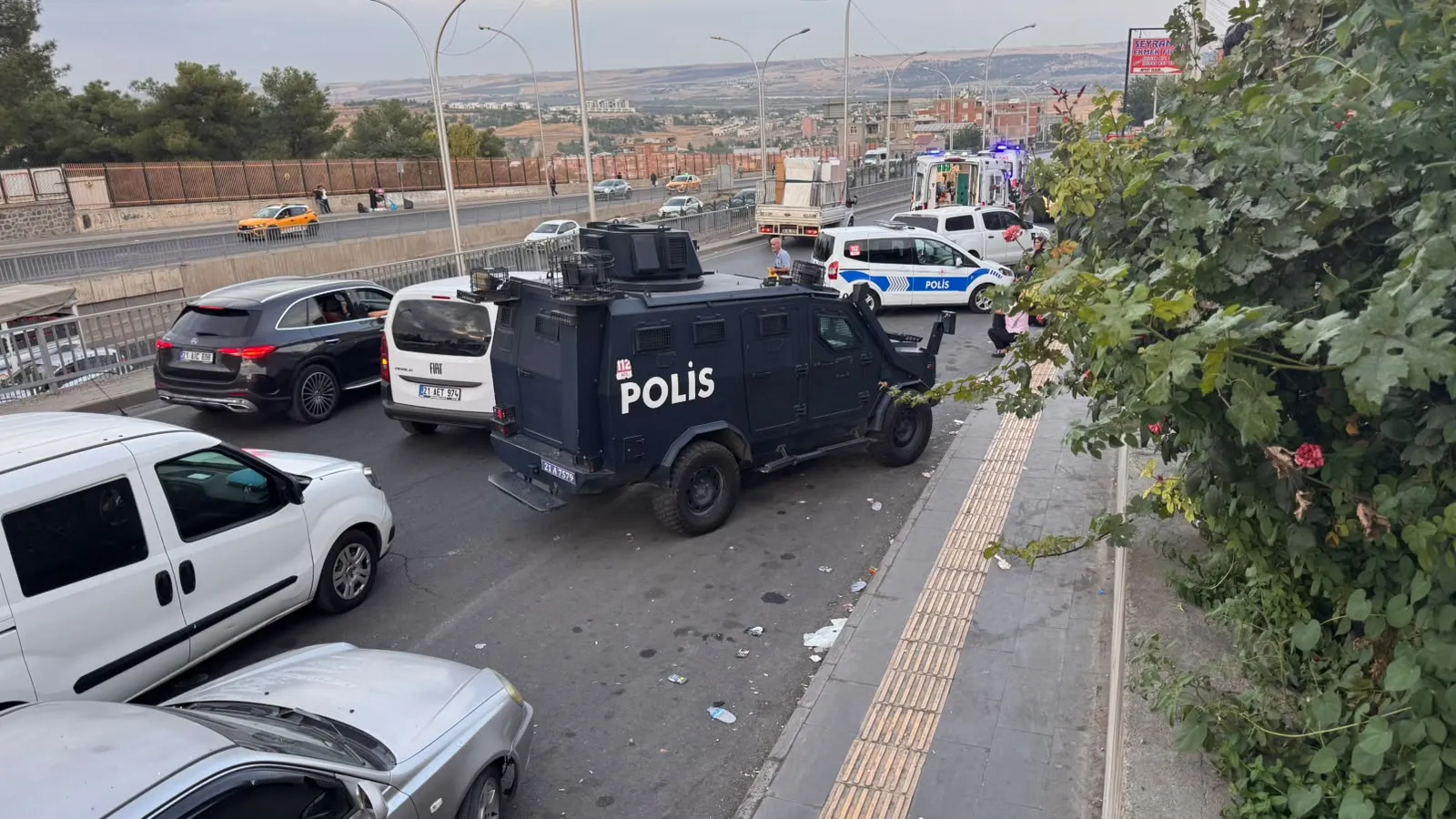 Diyarbakır'da kanlı hesaplaşma: Alacak verecek kavgası 3 can aldı