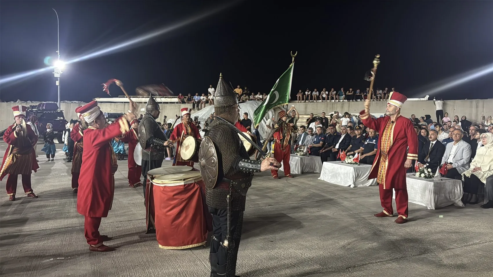 Marmara'nın bereketli sularında yeni dönem: Yalova'da ağlar dualarla denize bırakıldı