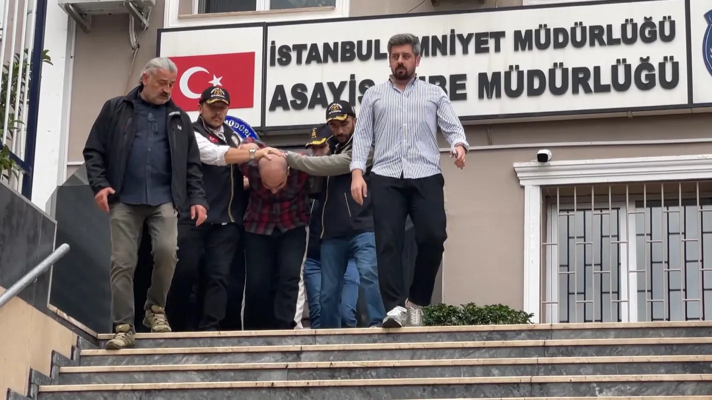 Sancaktepe'de kanlı hesaplaşma: Kokoreç tezgahına düzenlenen saldırının altından haraç çetesi çıktı