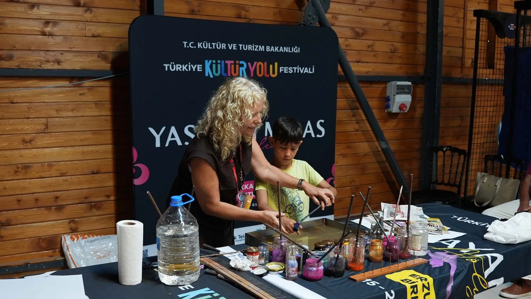 Çanakkale’de tarih ve sanat rüzgarı: Assos’un gizemli taşları uzman rehberliğinde gün yüzüne çıktı