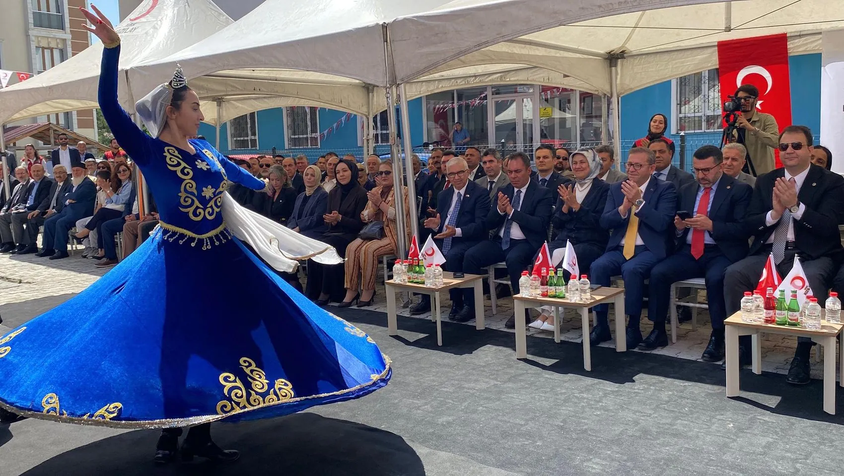 Kars’ta dayanışma mutfağı hizmete girdi: Sıcak yemek, sıcak bir selamla buluşacak
