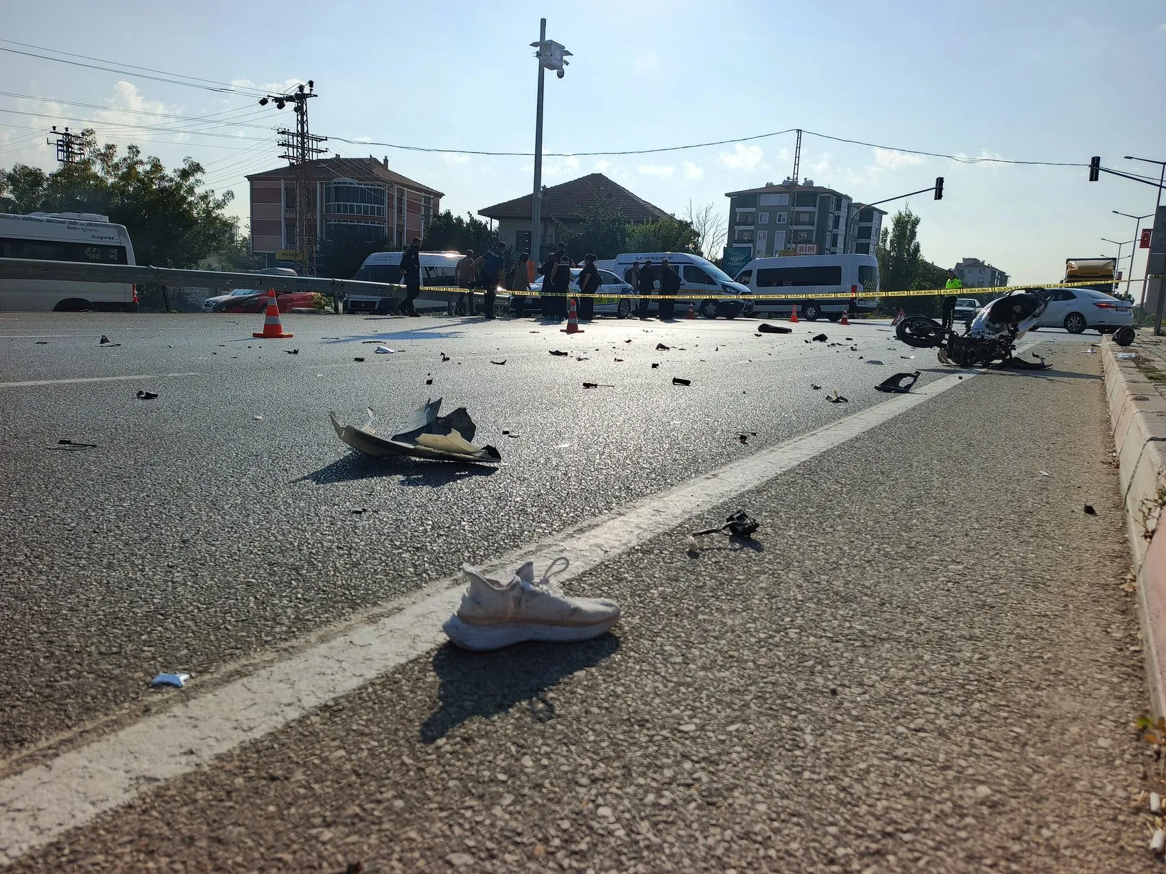 Karaman'da sabah trafiğinde korkunç kaza: Lise öğrencisi yaşam mücadelesi veriyor