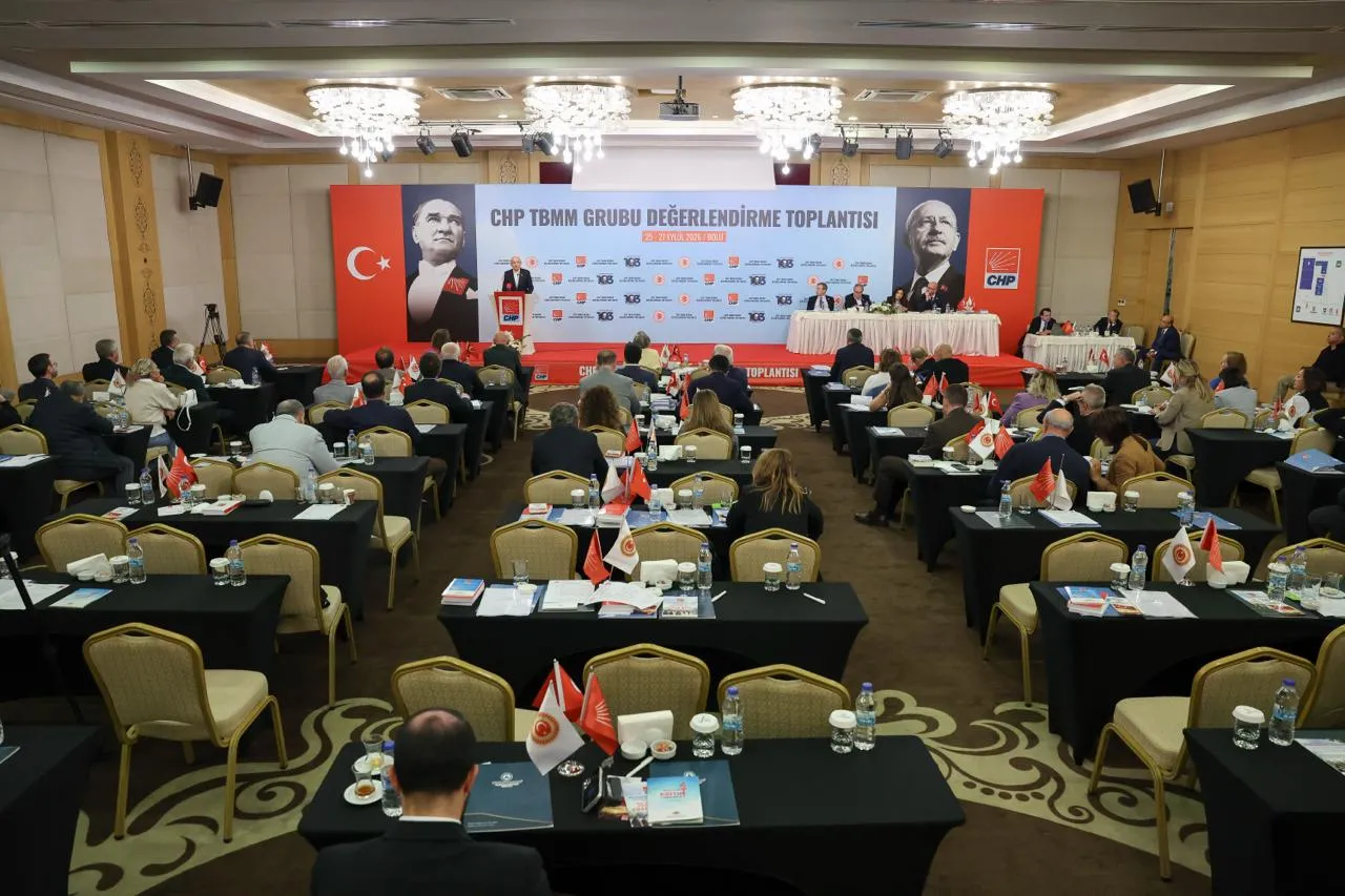 CHP'den Abant'ta kritik zirve: Fon vurgununda şeytan üçgeni iddiası