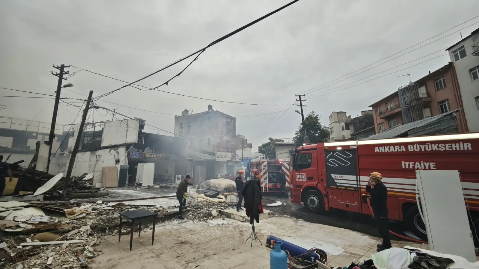 Altındağ'da mobilyacıları küle çeviren dehşet anları
