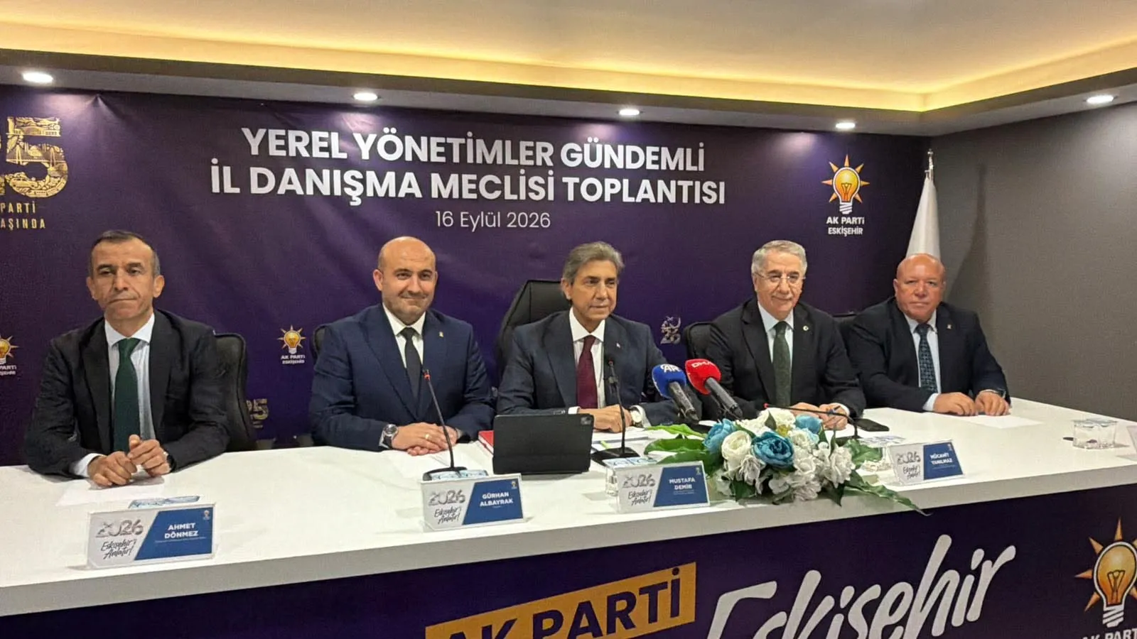 Mustafa Demir'den CHP'ye sert çıkış: Genetik bir sorunla karşı karşıyayız