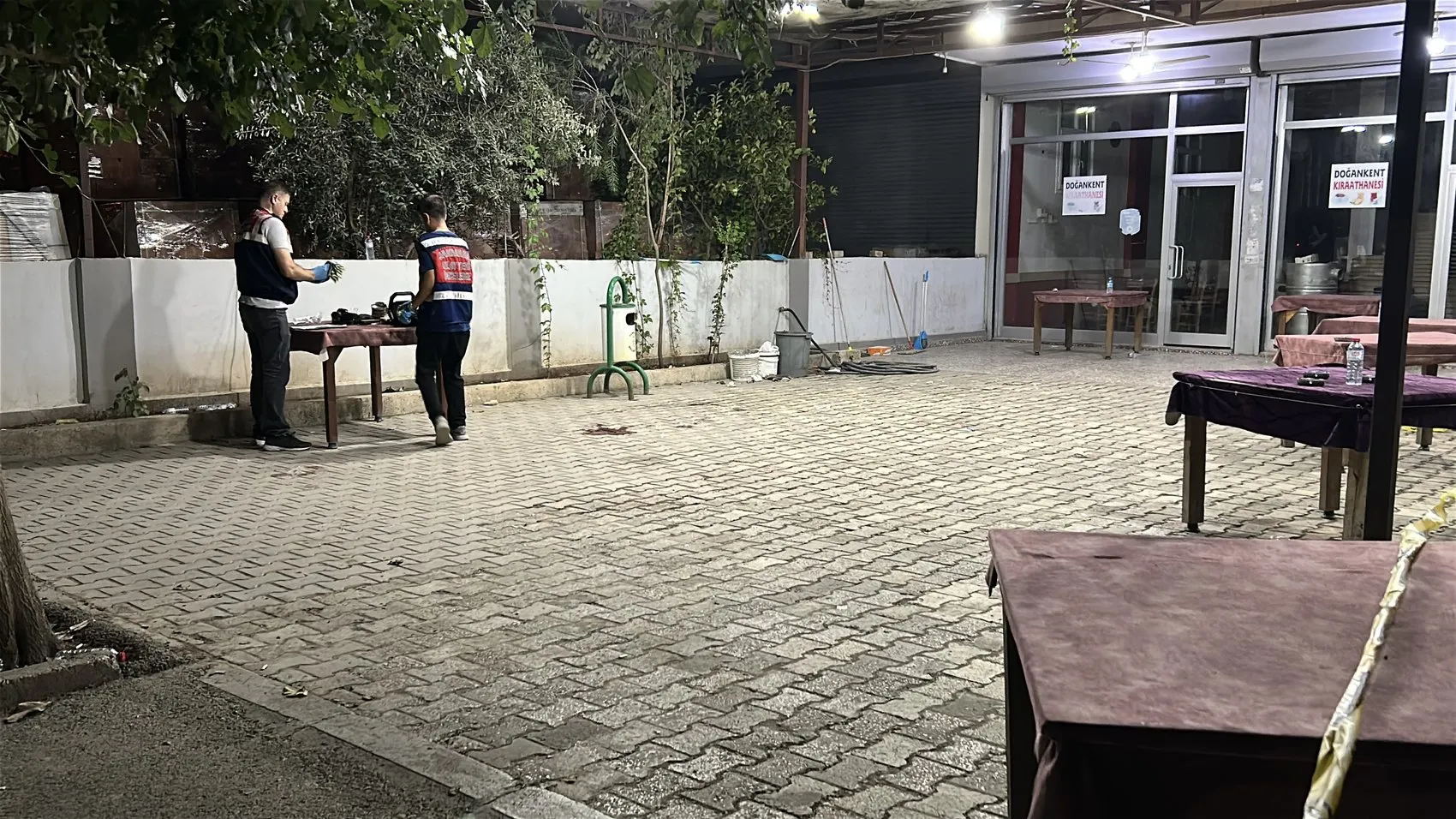 Adana'da kahvehane dehşeti: Husumet kanlı bitti