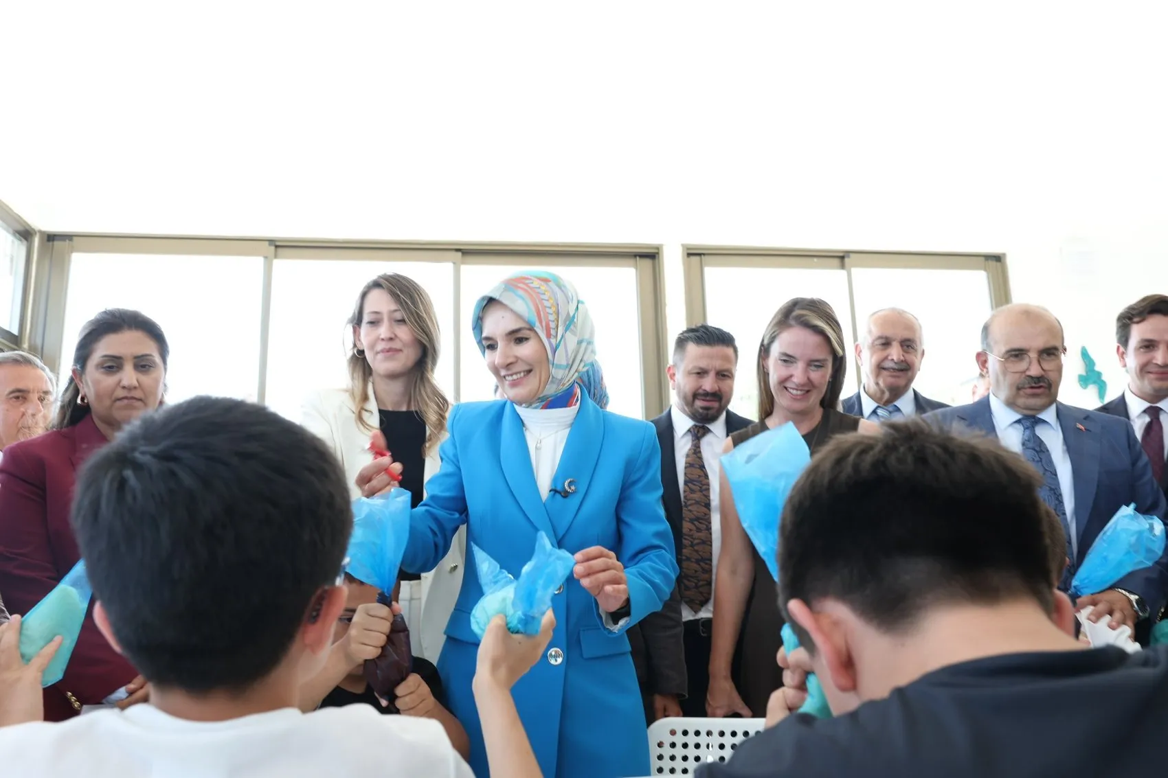 Ekinlik Adası'nda çocukların hayalleri gerçeğe dönüşüyor: Bakan Göktaş'tan anlamlı ziyaret