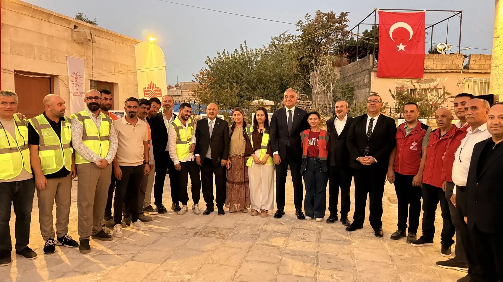 Adıyaman'ın manevi hafızası yeniden canlandı: Deprem yaraları sarılan tarihi yapılar kapılarını açtı