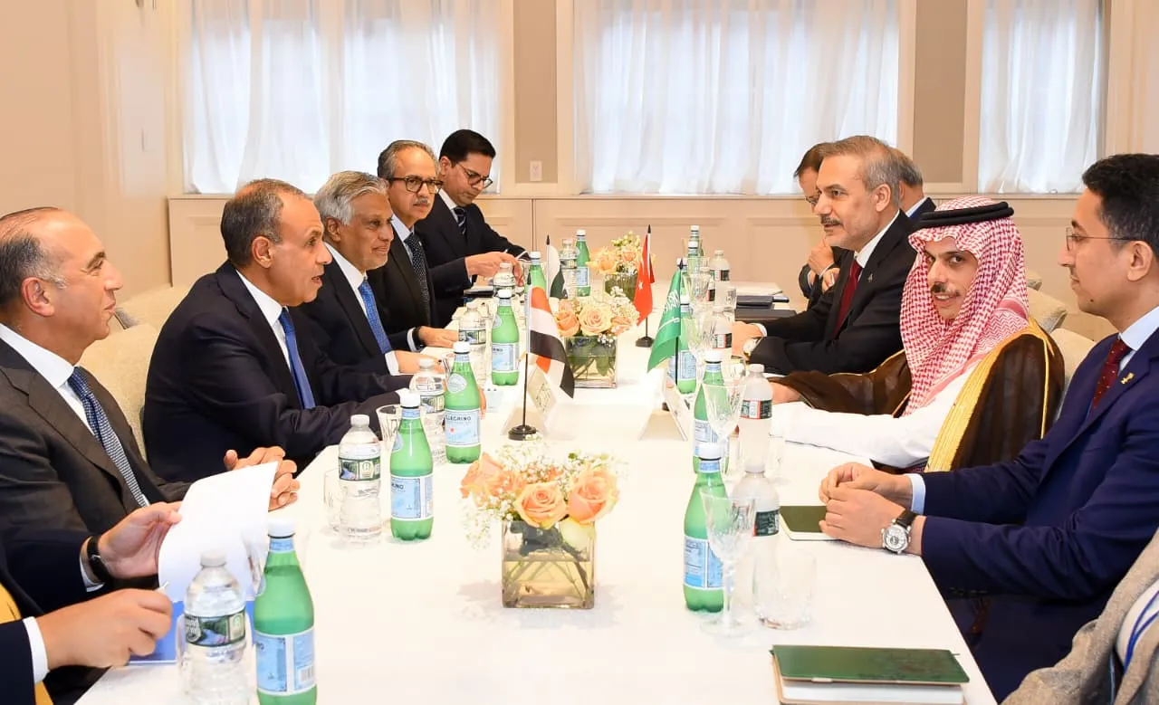 Diplomasinin kalbi New York'ta attı: Dörtlü zirvede kritik buluşma