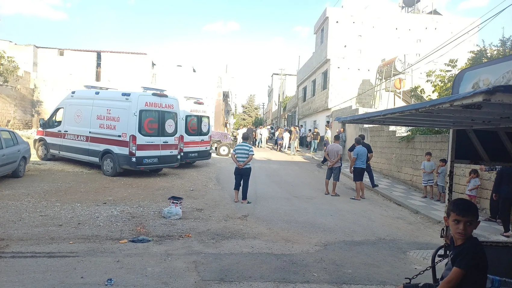 Kilis'te komşular arasındaki gerilim kanlı bitti: 4 yaralı