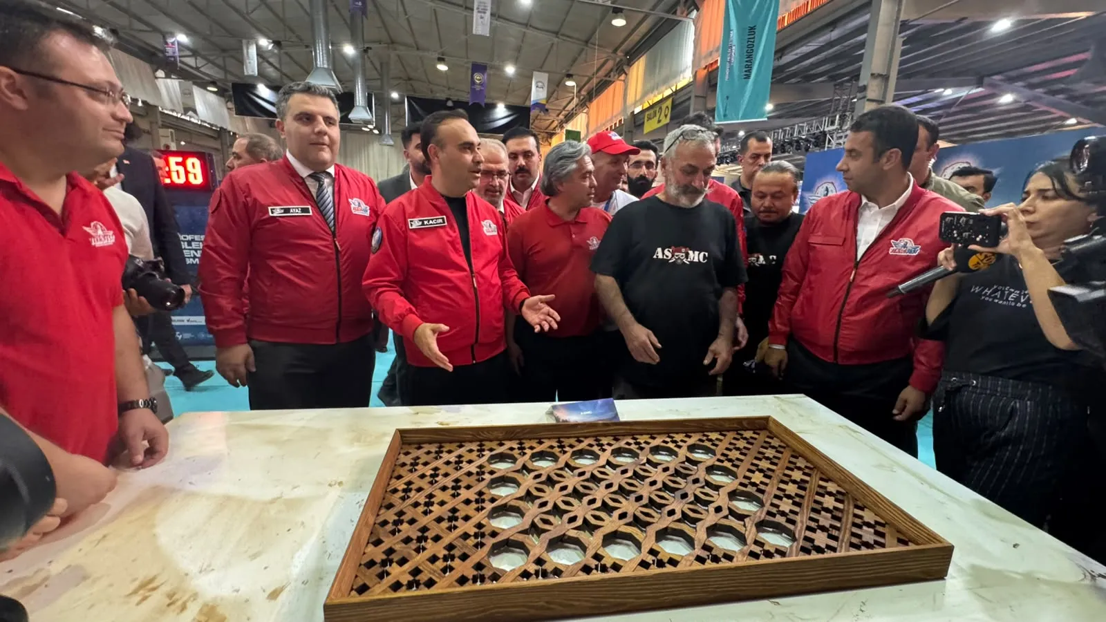Diyarbakır'da teknoloji rüzgarı: Genç beyinler geleceği inşa ediyor