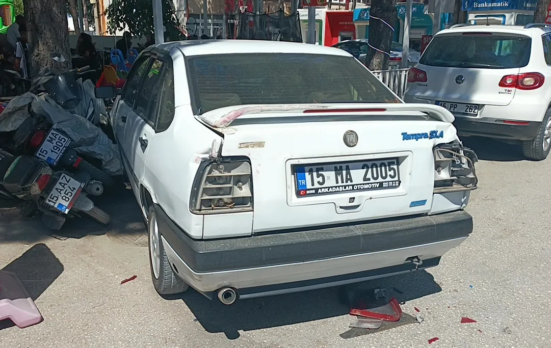 Burdur'da traktörle dehşet saçan ehliyetsiz sürücüye ağır fatura