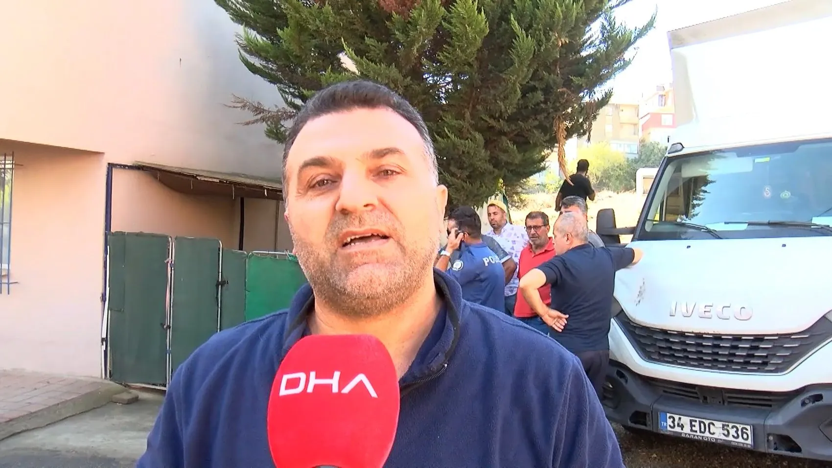Tuzla'da tadilat faciası: Çatıdaki kıvılcımlar bir anda evi sardı