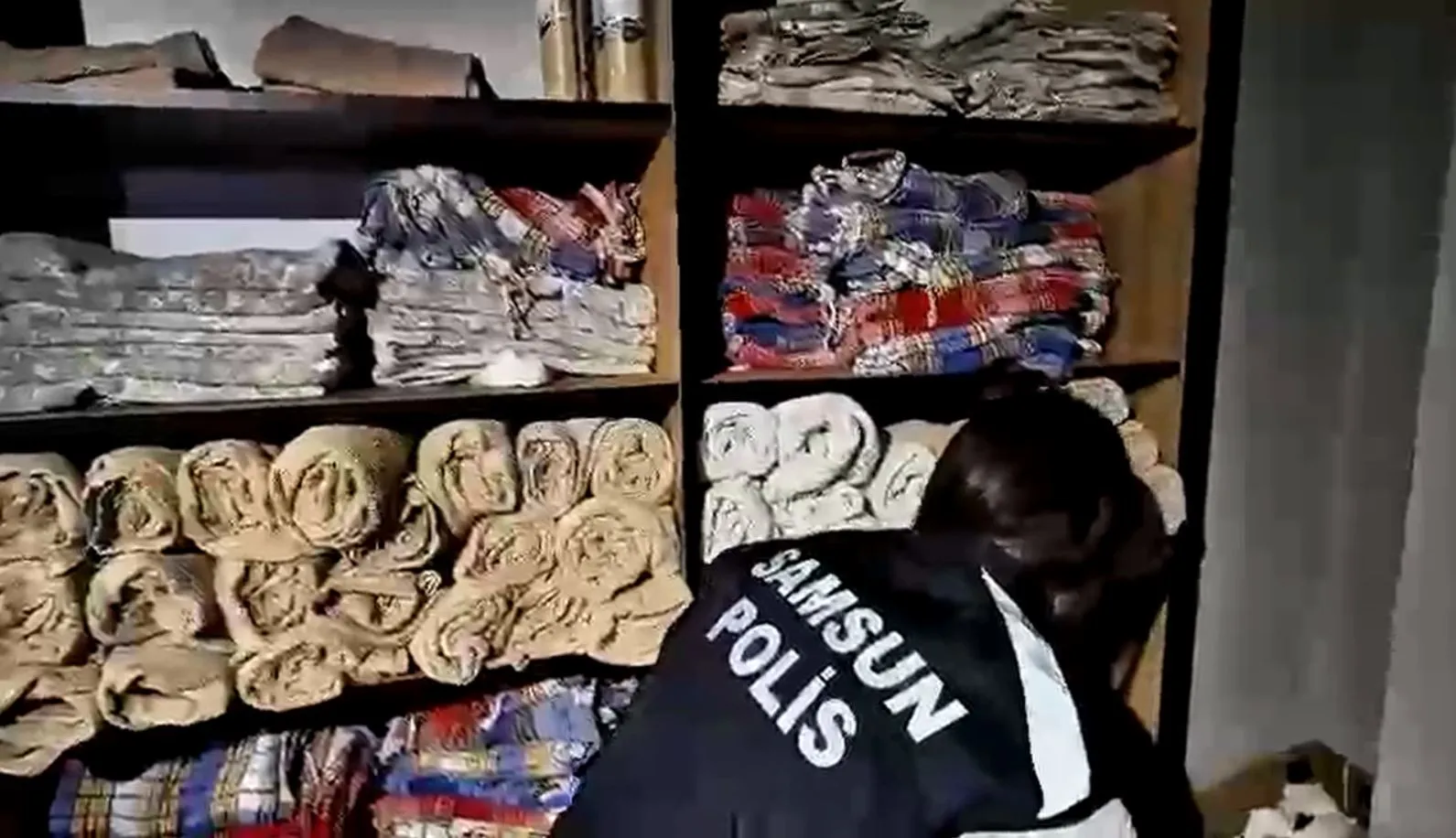 Masaj salonu maskeli fuhuş ağına eş zamanlı darbe