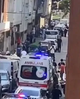 Gelin alma merasimi bir anda ringe döndü: Havada uçan tekmeler kameralara yansıdı