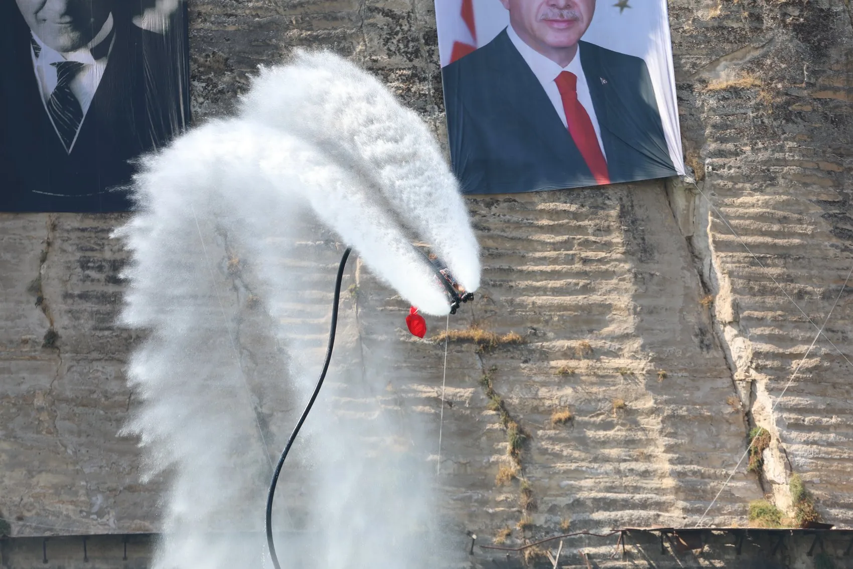 Fırat'ın Sularında Dev Organizasyon: 4 Bin 440 Sporcu Rumkale'de Buluştu