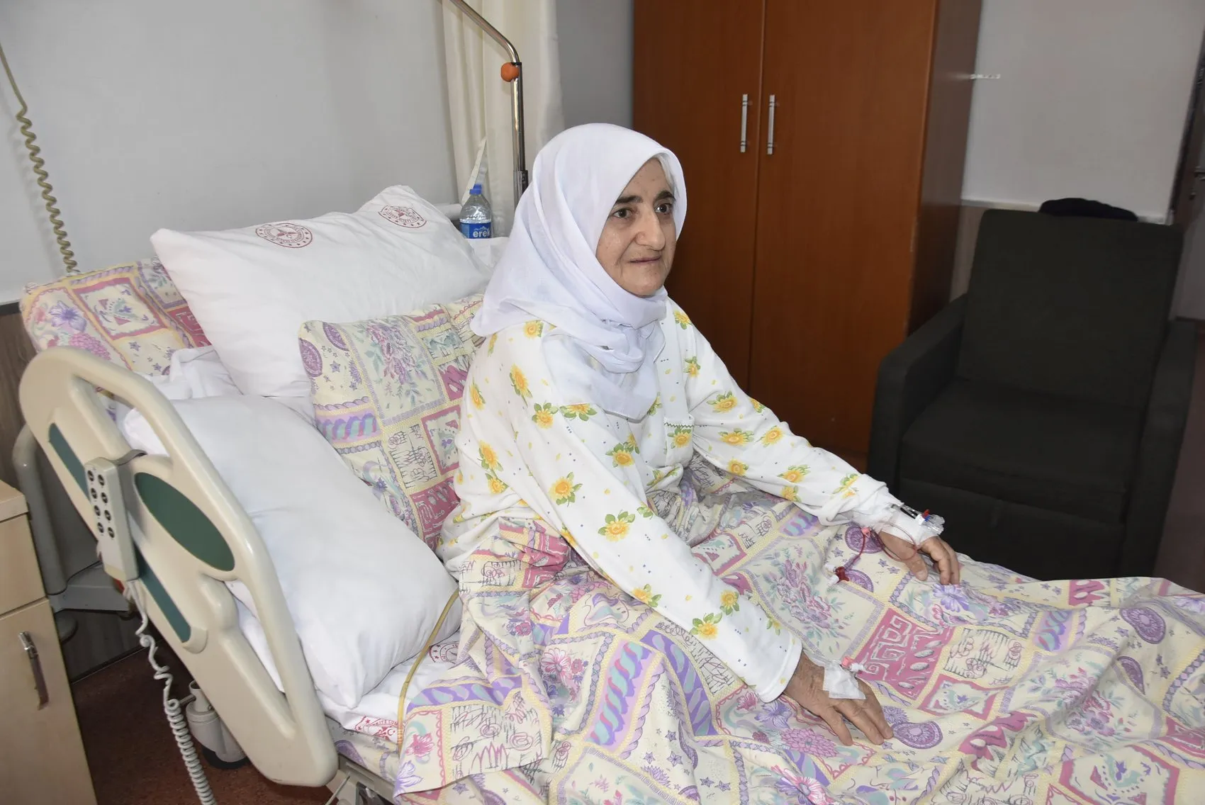 Bitlis'te tıp dünyasını heyecanlandıran operasyon: 70 yaşındaki hastaya devrim niteliğinde müdahale