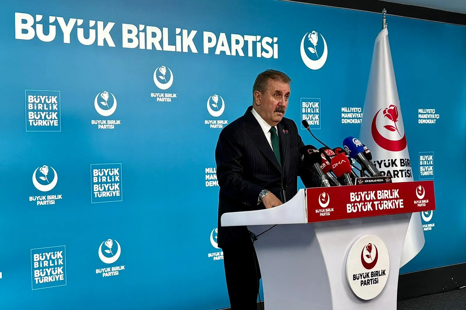Destici'den terörsüz Türkiye mesajı: Prangalardan kurtulma vakti geldi