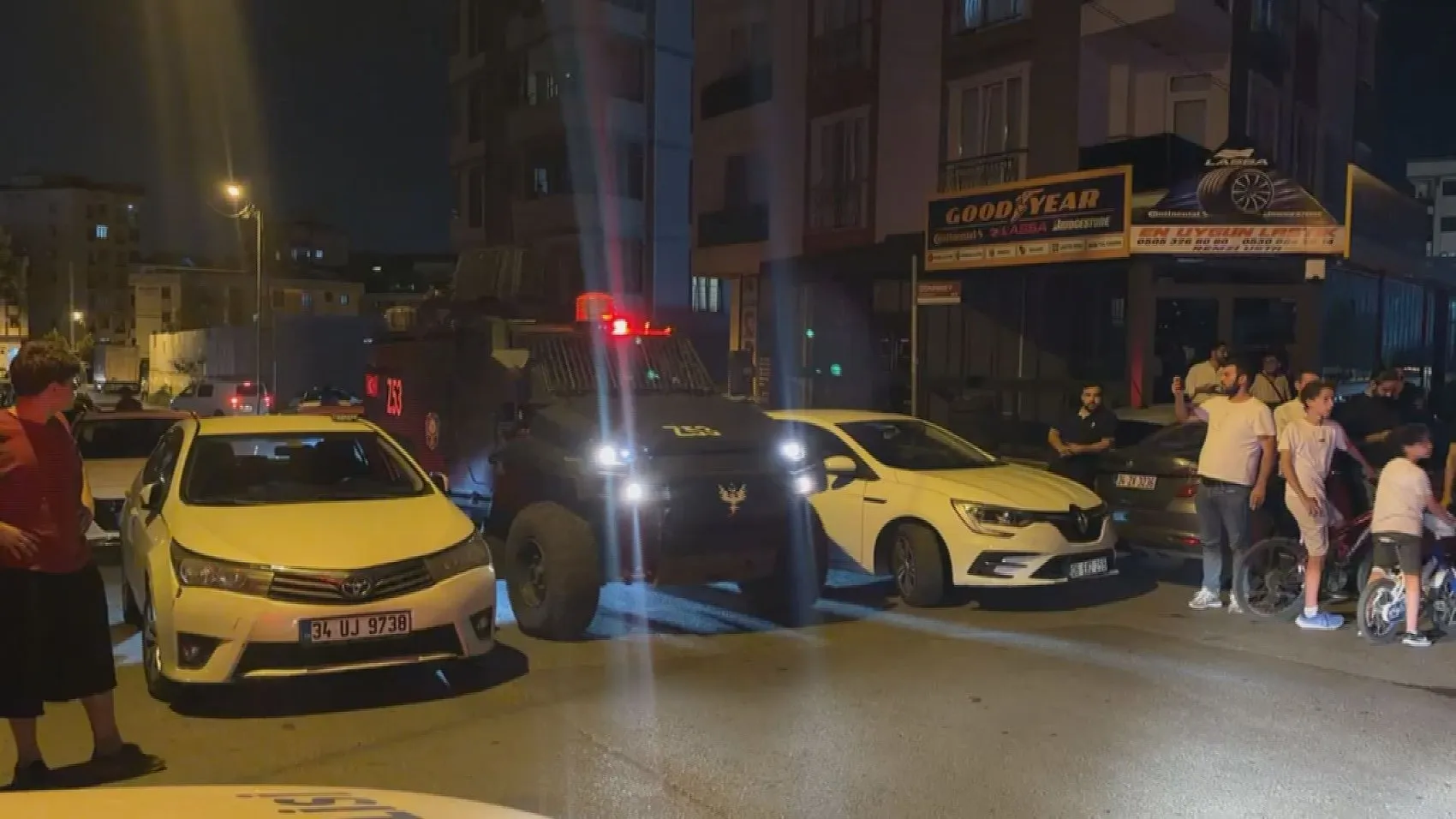 Sultanbeyli'de Kanlı Plan: Terör Şüphelisi Çatışmada Öldürüldü