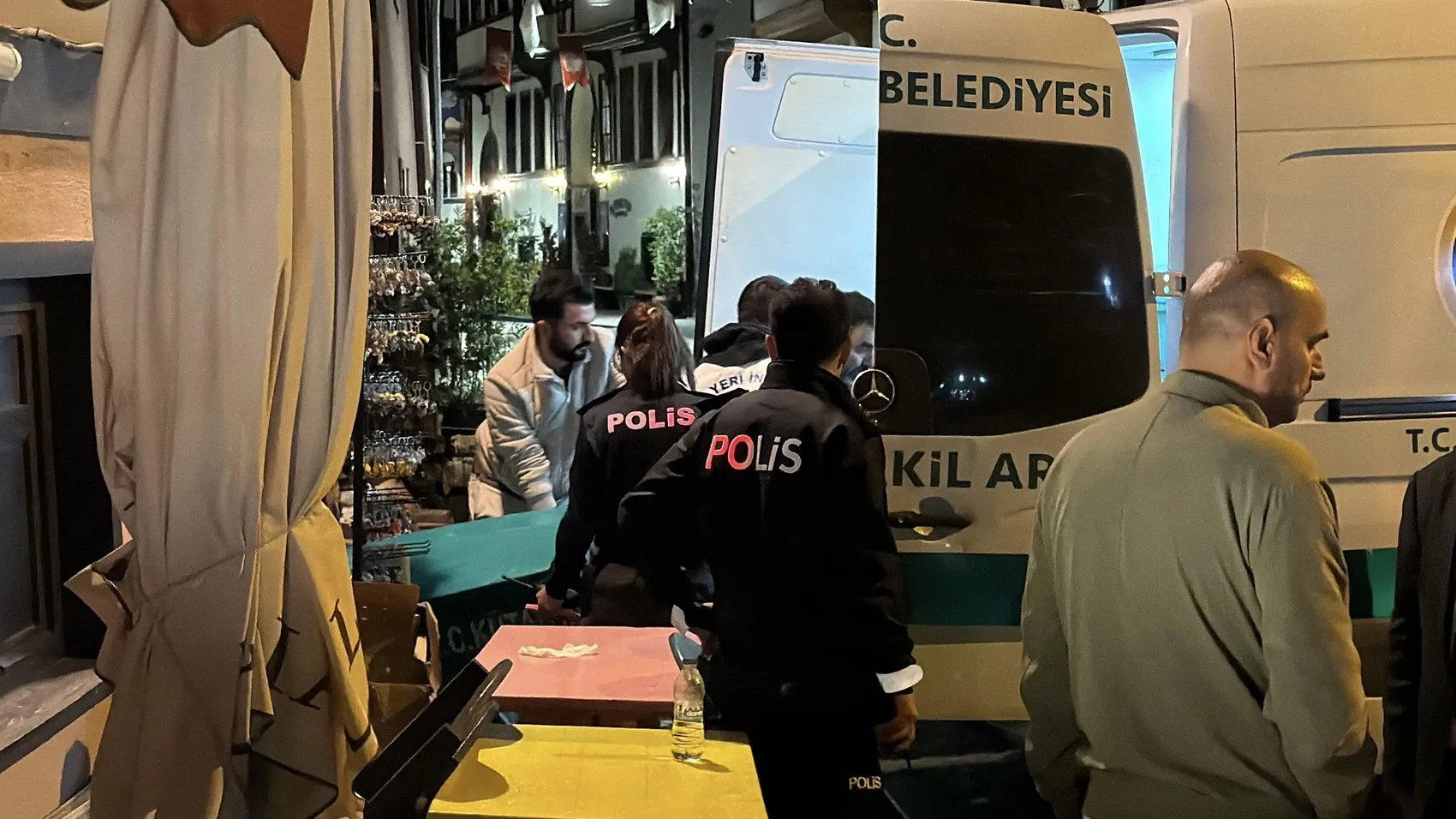 Kütahya'da kan donduran cinayet: Hediyelik eşya dükkanında vahşet