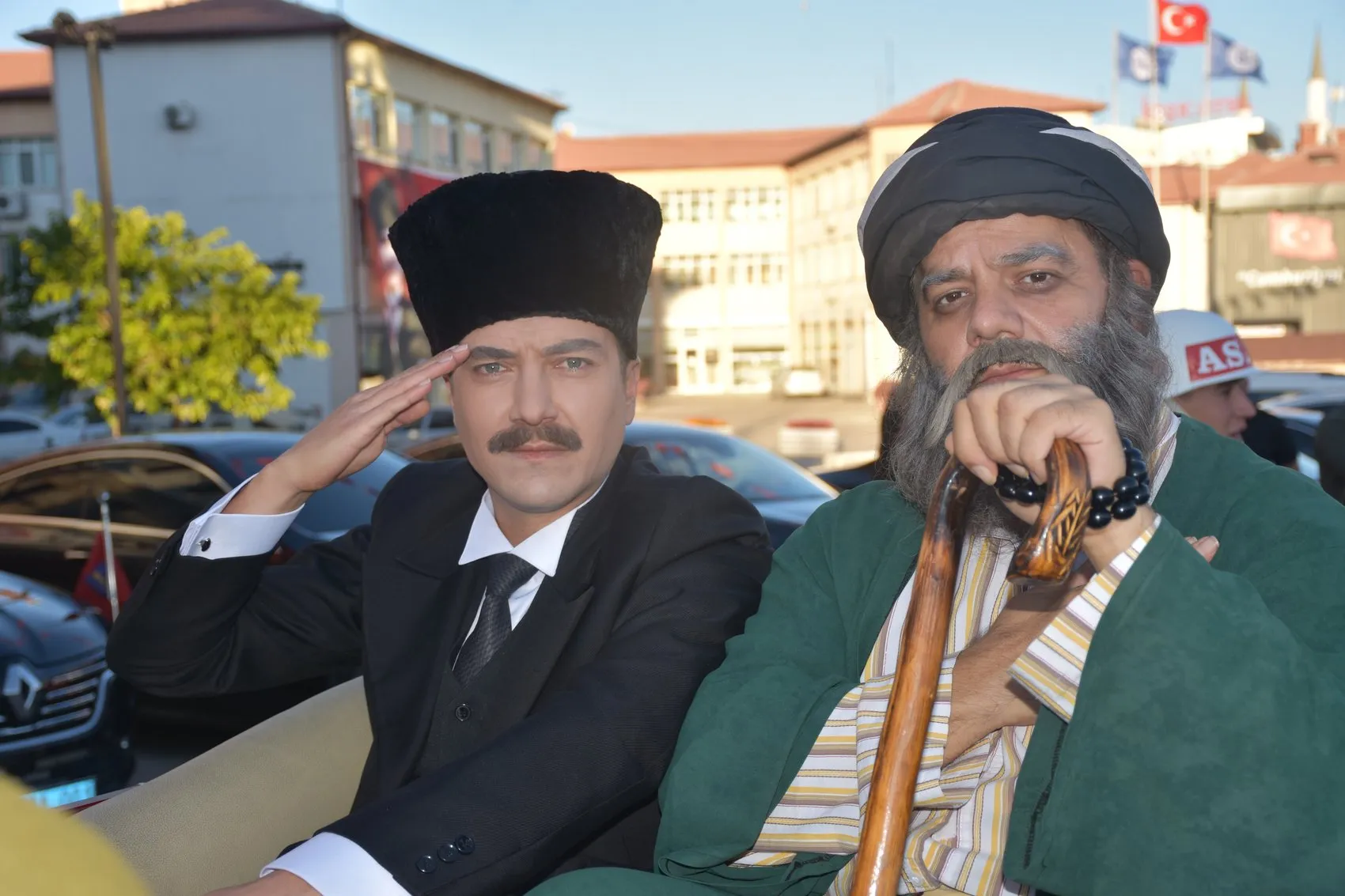Sivas sokaklarında 107 yıllık yankı: Atatürk'ün şehre gelişi yeniden yaşandı