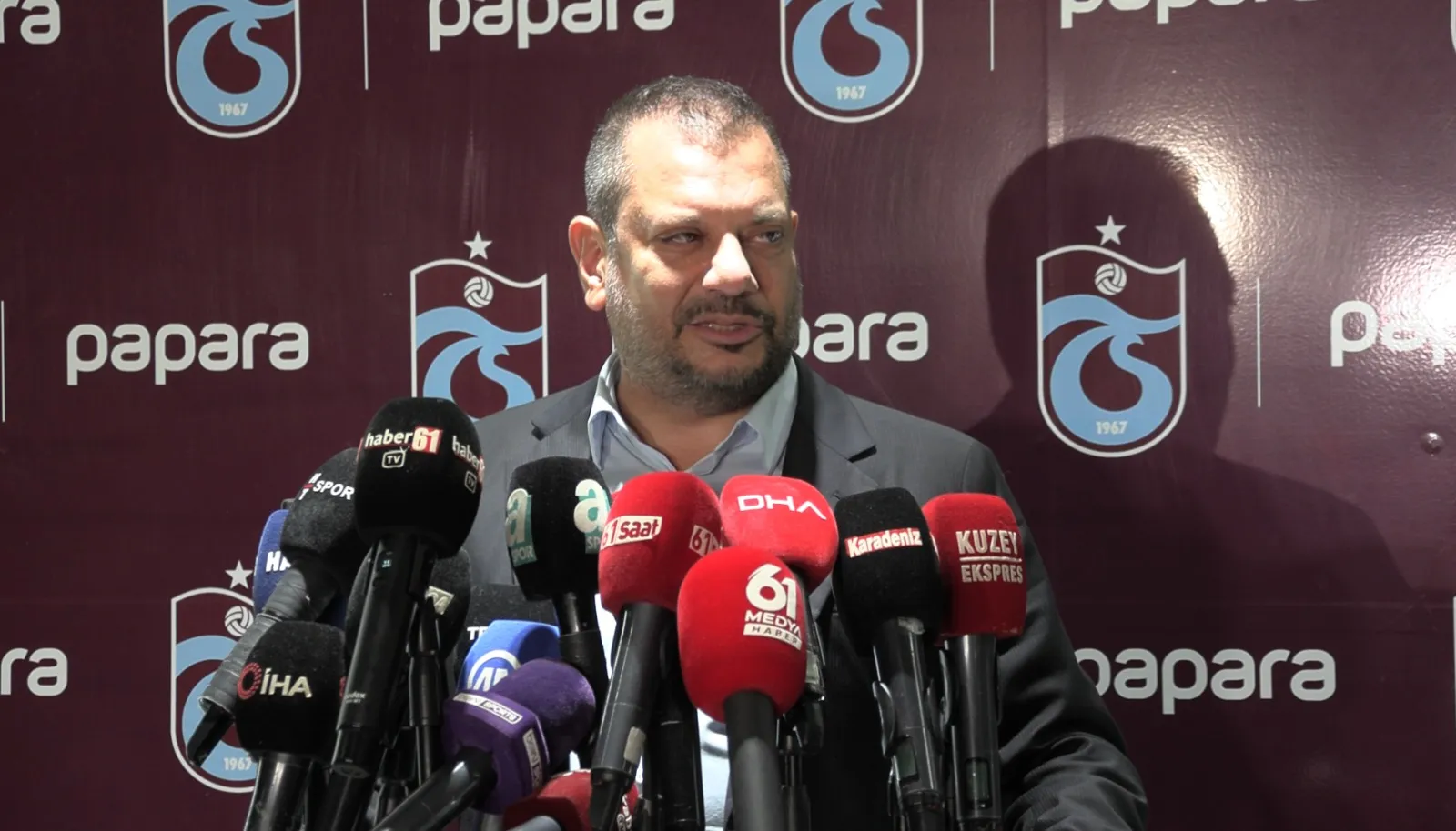 Ertuğrul Doğan'dan hakemlere sert tepki: Trabzonspor maçlarında gözlerine bir şey mi oluyor?