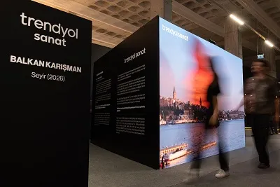 Haliç'in dijital aynası: İzleyici yaklaştıkça manzara yeniden şekilleniyor