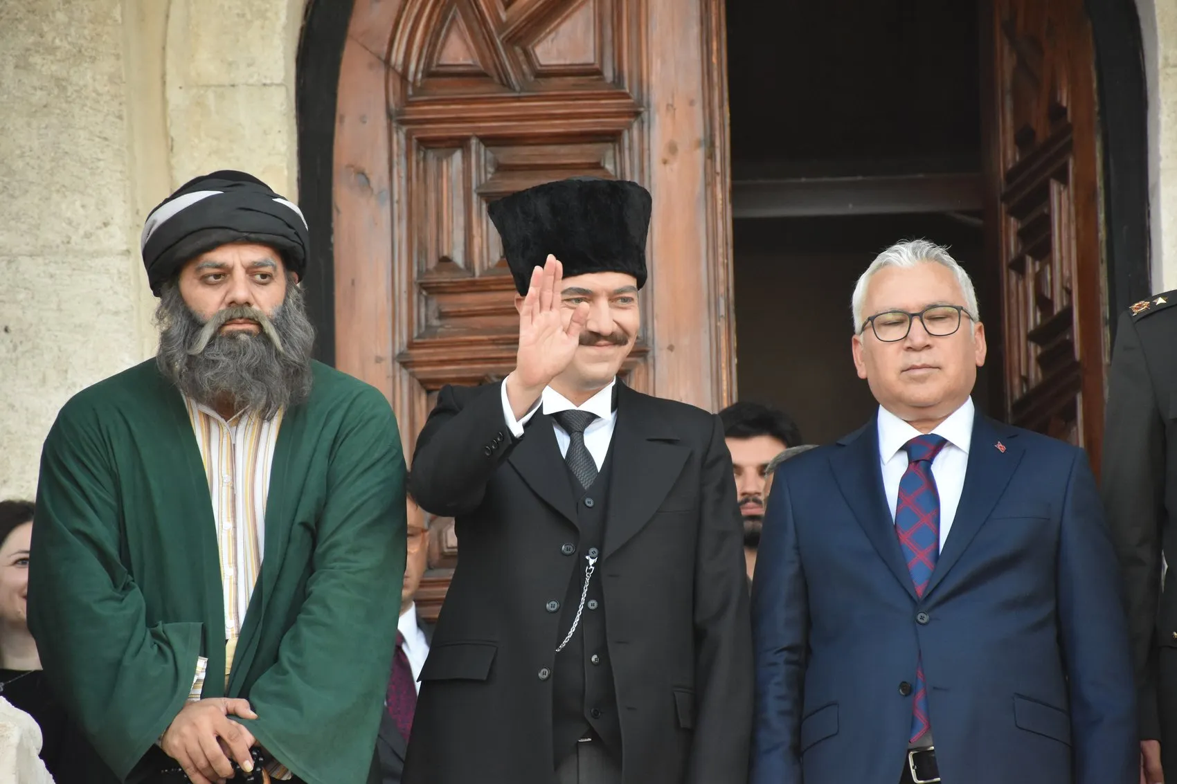Sivas sokaklarında 107 yıllık yankı: Atatürk'ün şehre gelişi yeniden yaşandı