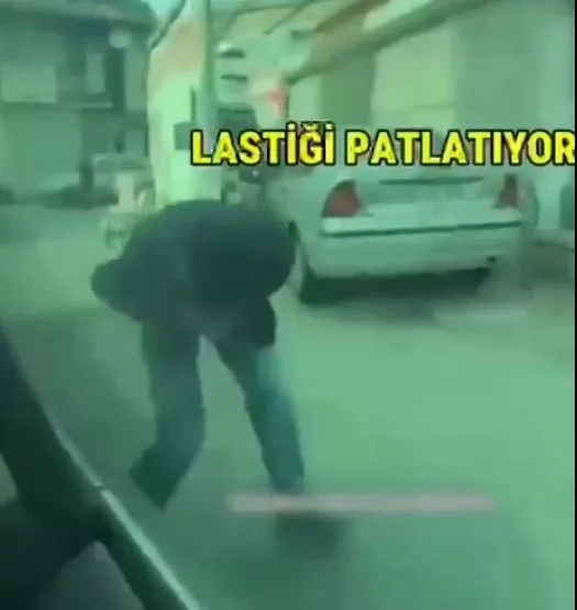 Başkentte park yeri gerilimi: Otomobilin lastiklerini bıçakladılar