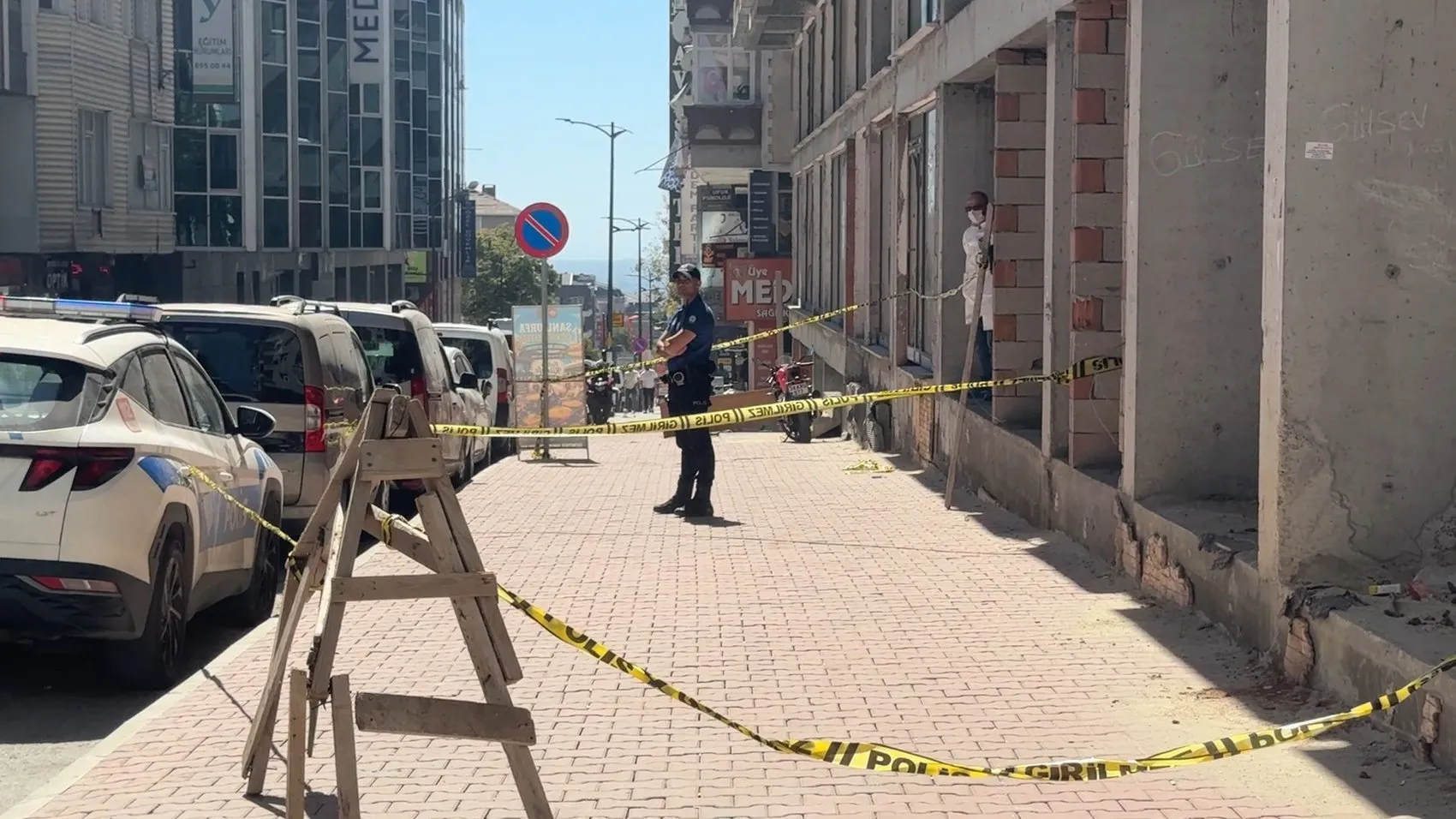 Avcılar'daki inşaat alanında korkunç keşif: Hareketsiz yatan kişi hayatını kaybetti