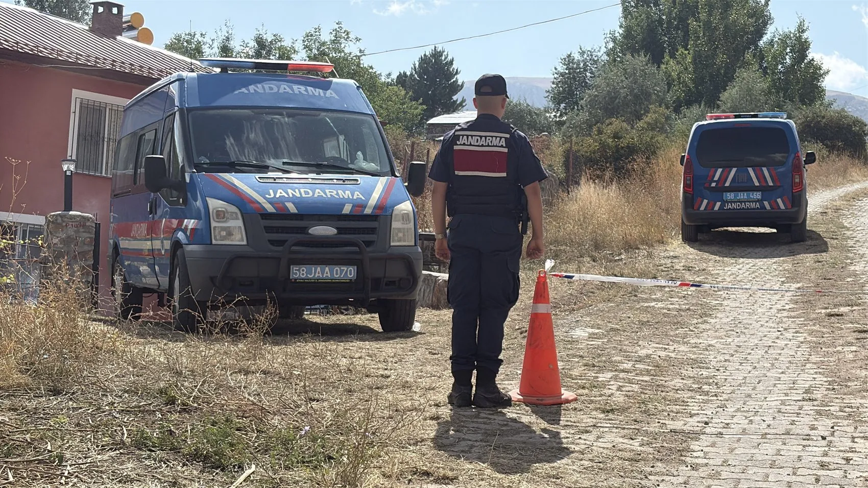 Sivas'taki Büşra bebek bilmecesinde şok eden ifadeler: Anne ve babanın çelişkili beyanları soruşturmayı kilitledi